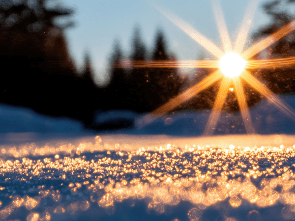 5 Screen-Free Winter Activities for Kids Using Only What You Already Have at&nbsp;Home